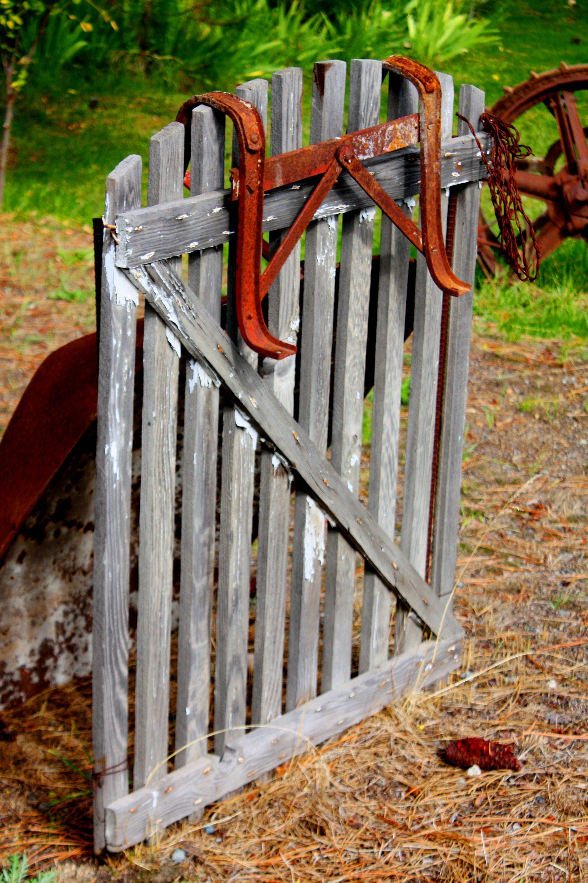 23 Rustic Iron Garden Gate Ideas To Try This Year SharonSable