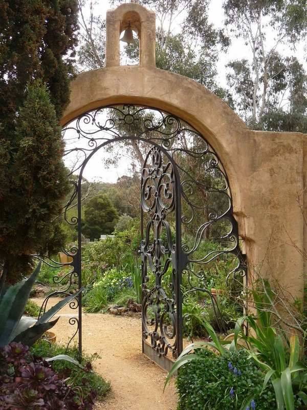 Stunning Stone Moon Gate Ideas