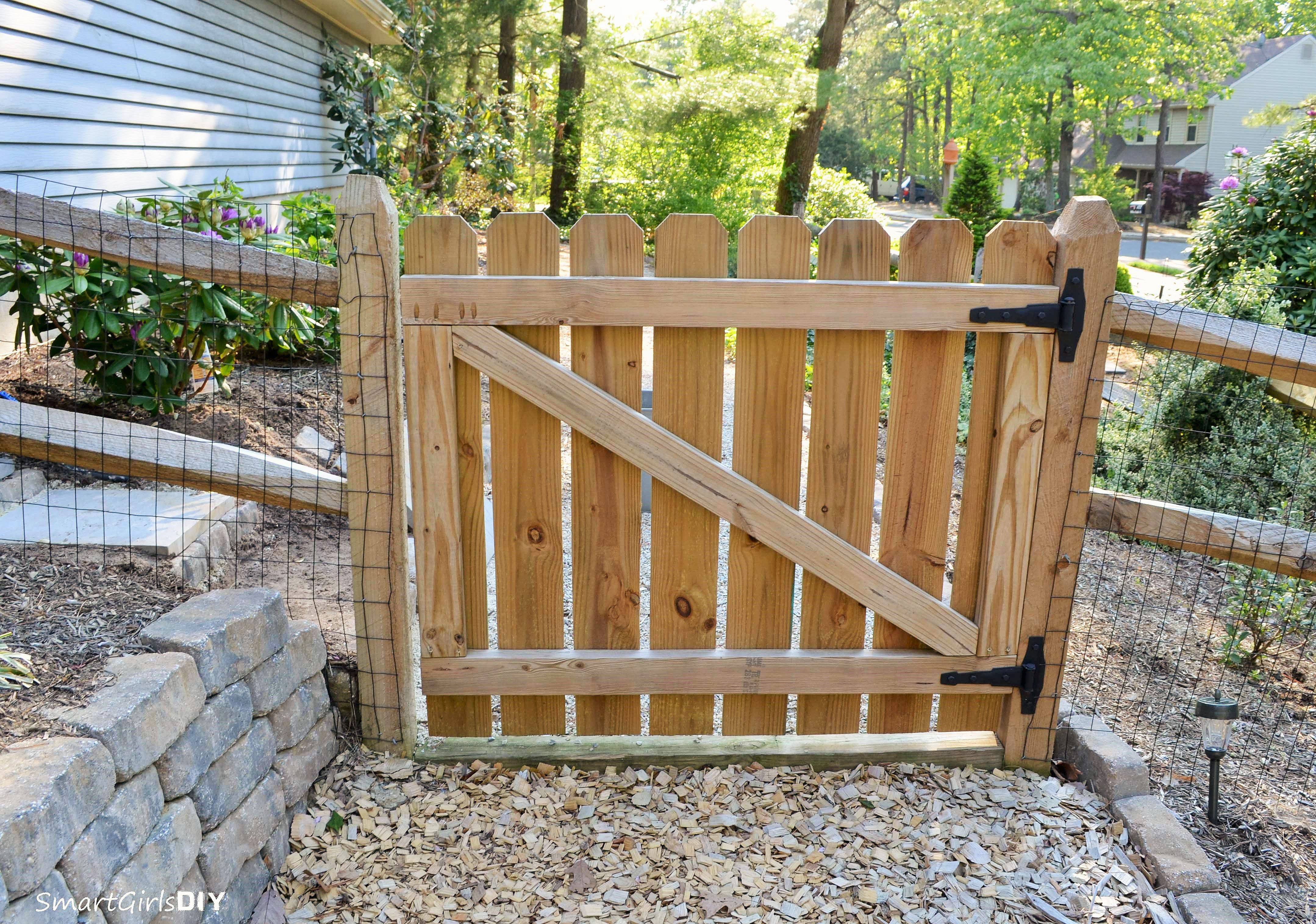 Easy Cheap Backyard Privacy Fence Design Ideas Fence Gate Design