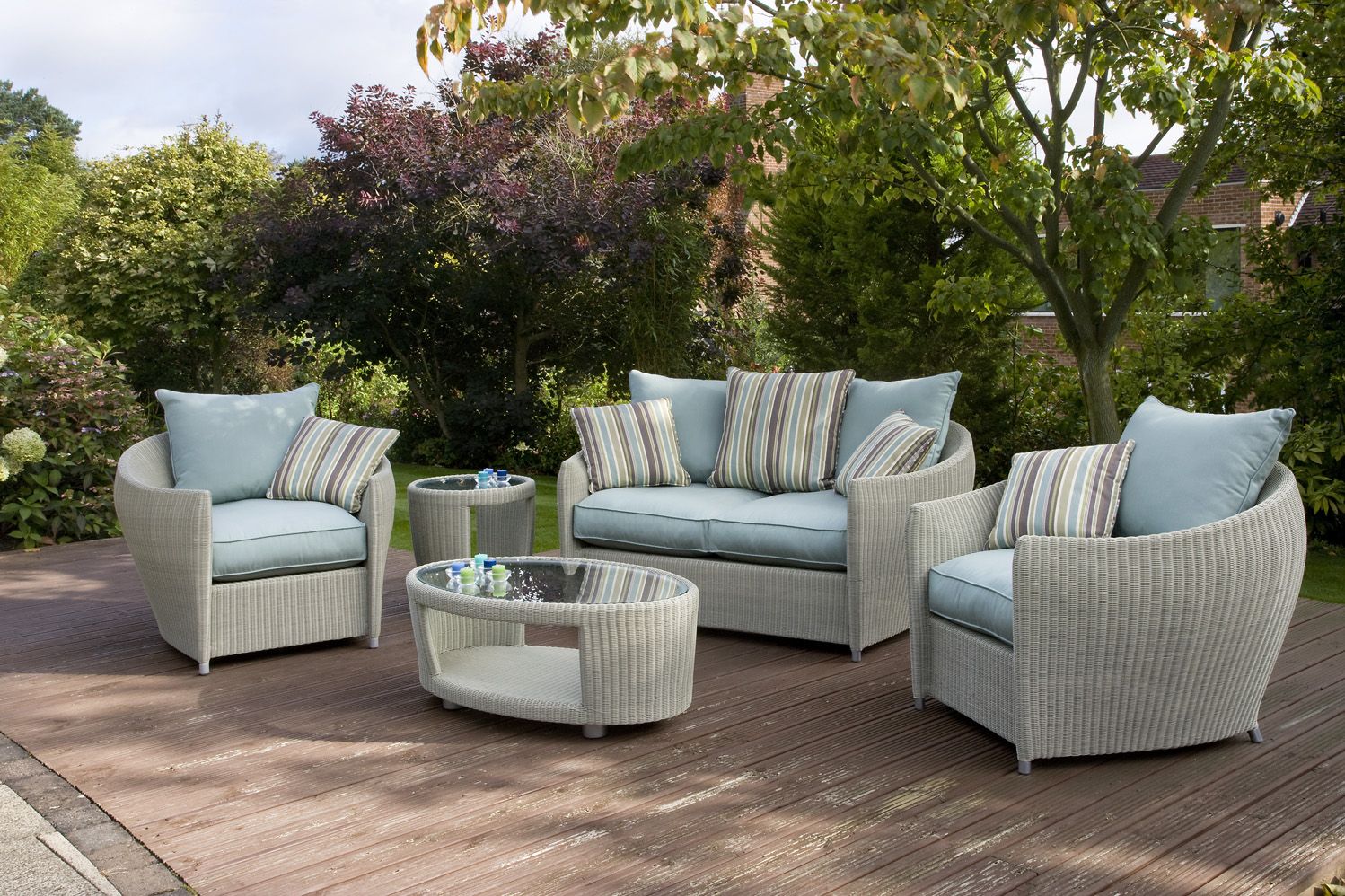 21 Range Garden Furniture Ideas To Consider SharonSable