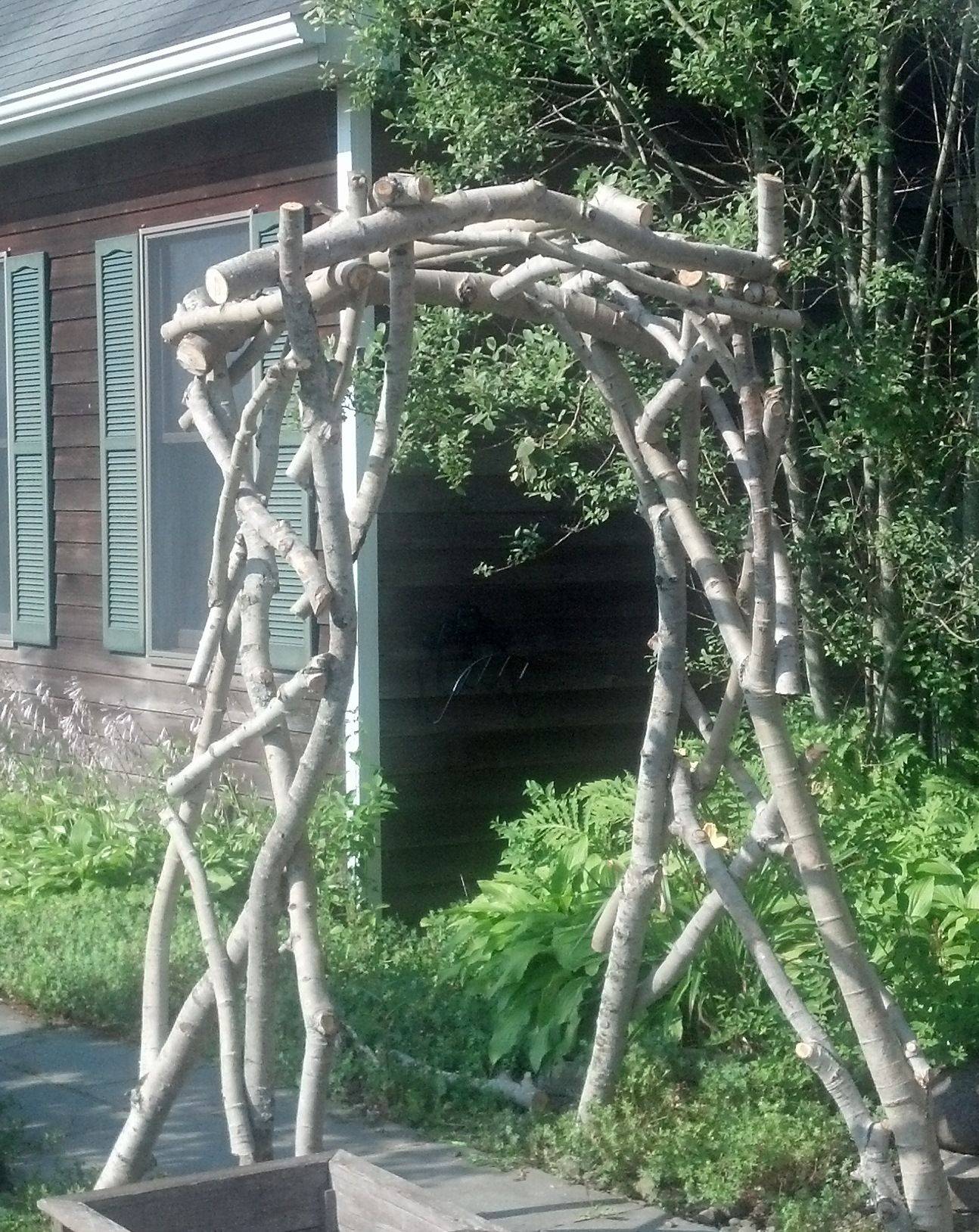 Wondrous Garden Trellis Ideas