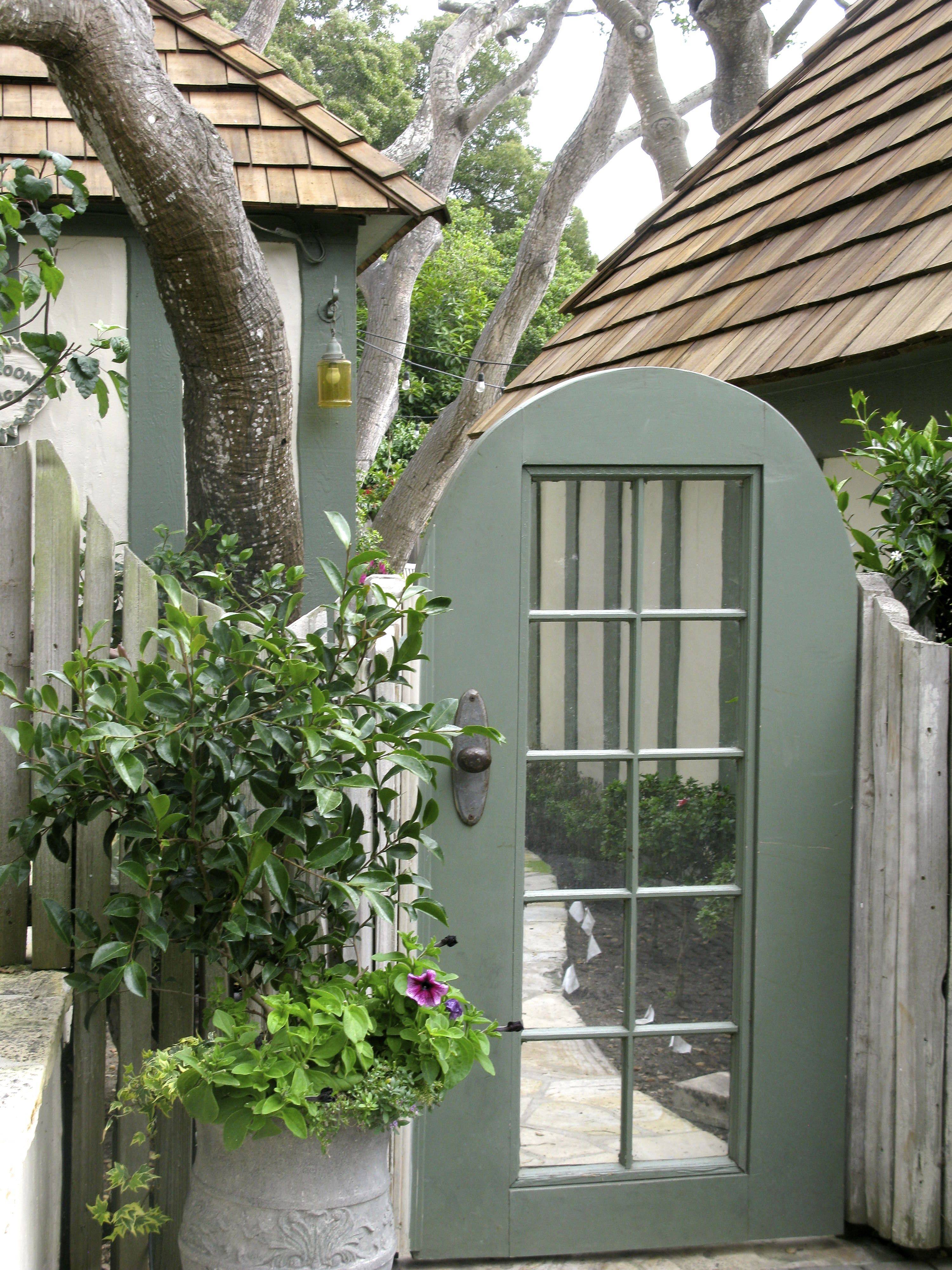 Fantastic Rustic Garden Gates