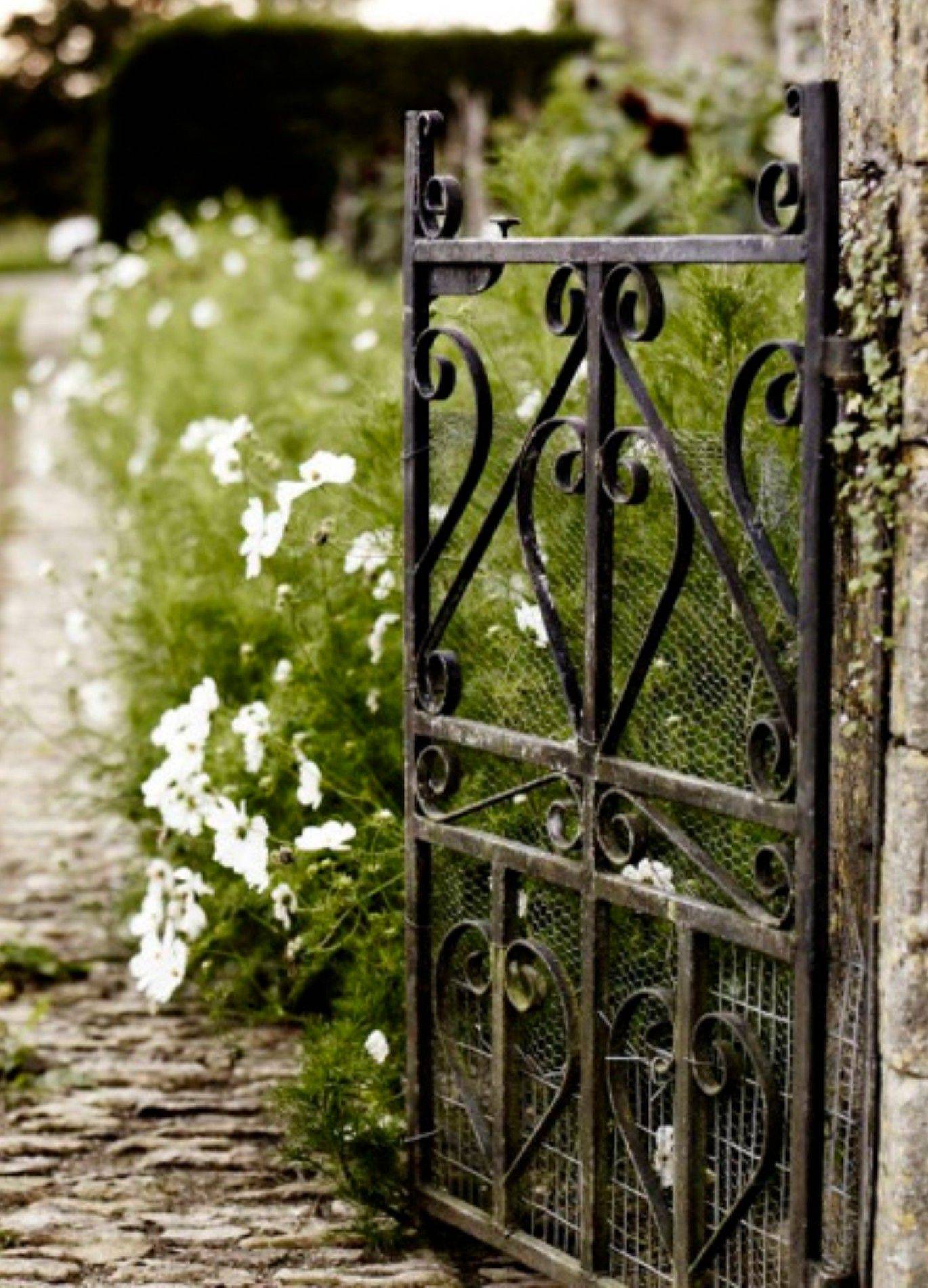 Fantastic Rustic Garden Gates