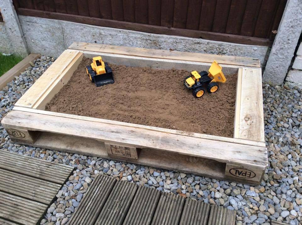 Wooden Sandpit Large Sand Pit