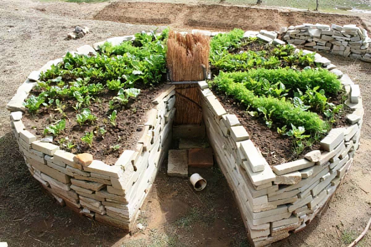 Keyhole Garden Design