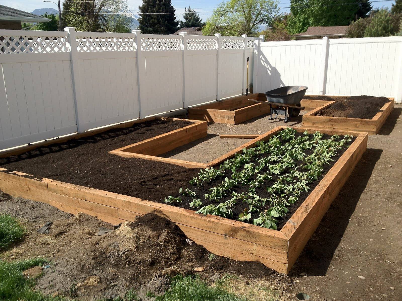 Enclosed Garden Bed