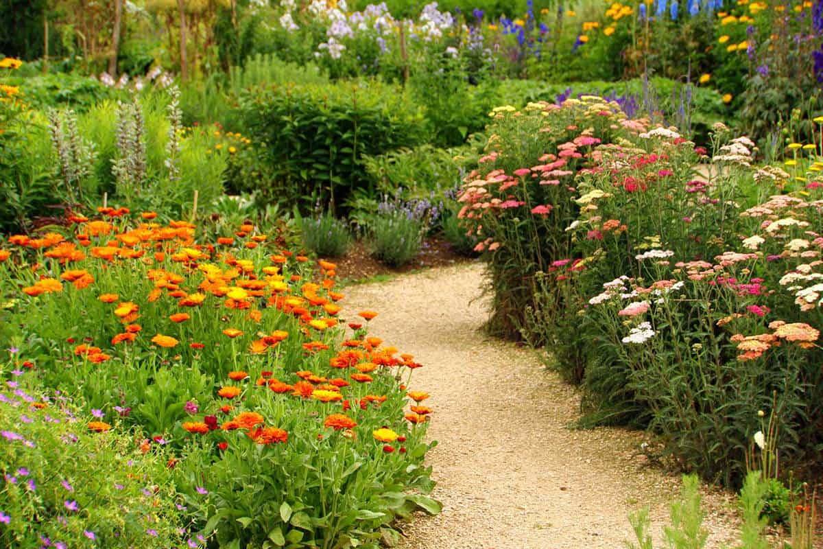 Natural Landscaping Ideas Knockoffdecorcom