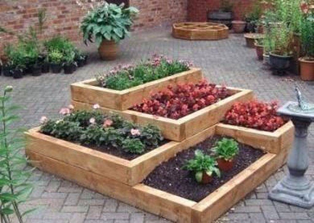 Simple Raised Vegetable Garden Bed Ideas
