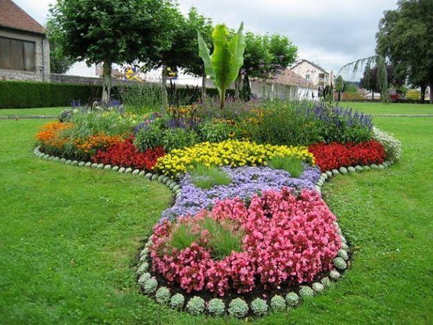 Diy Garden Flower Curb