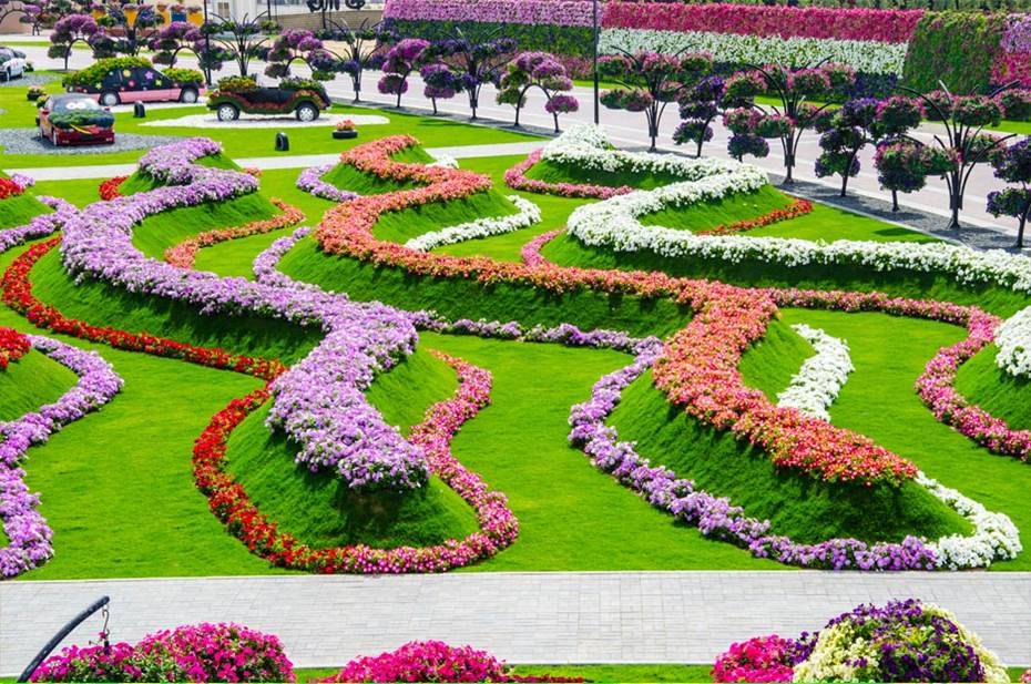 22 Worlds Largest Flower Garden Ideas You Must Look SharonSable