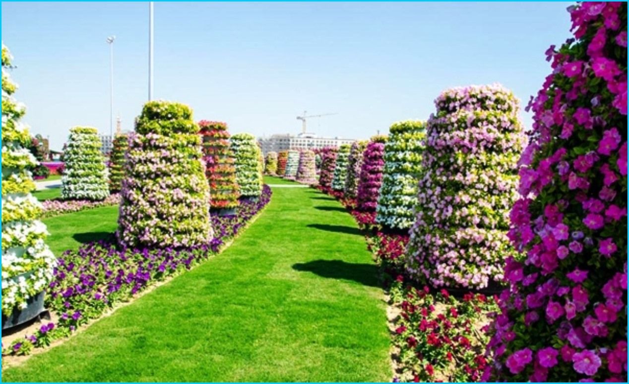 22 Worlds Largest Flower Garden Ideas You Must Look SharonSable
