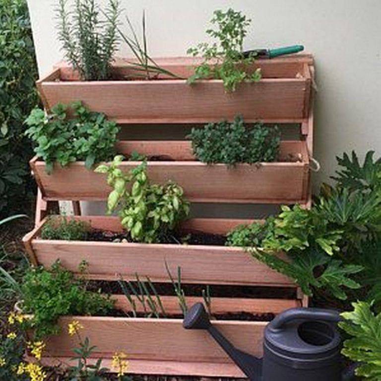 17 Vertical Herb Garden Planter Ideas You Should Look | SharonSable