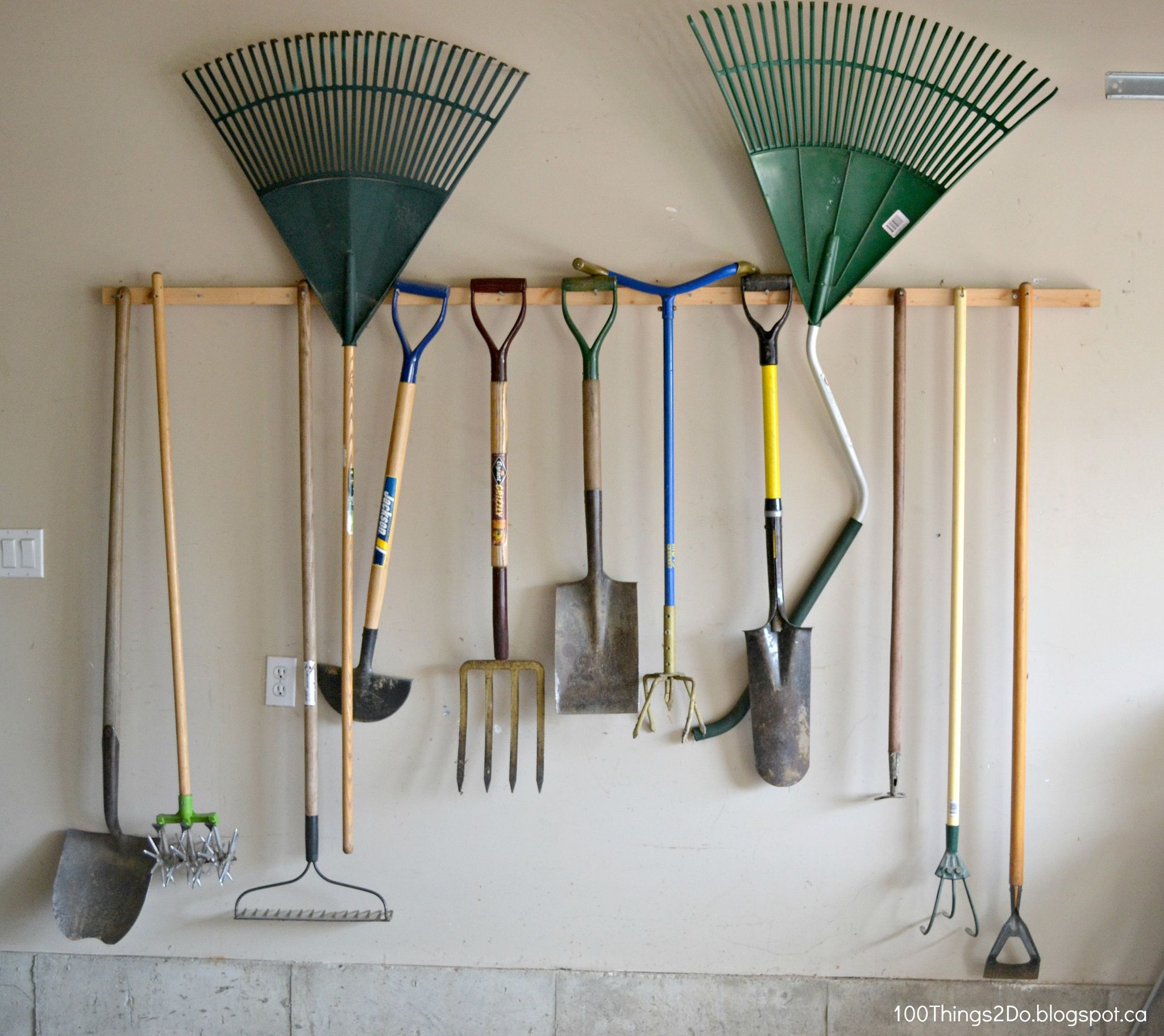 Creative Diy Garden Tool Storage Ideas Garage Organisation Lawn