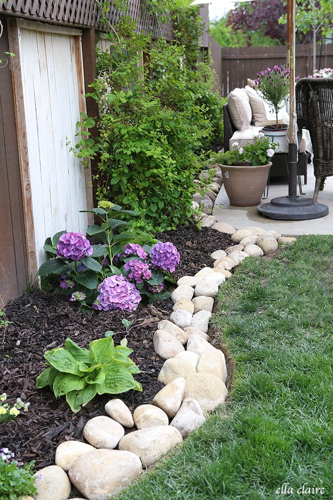 Rock Flower Bed Borders