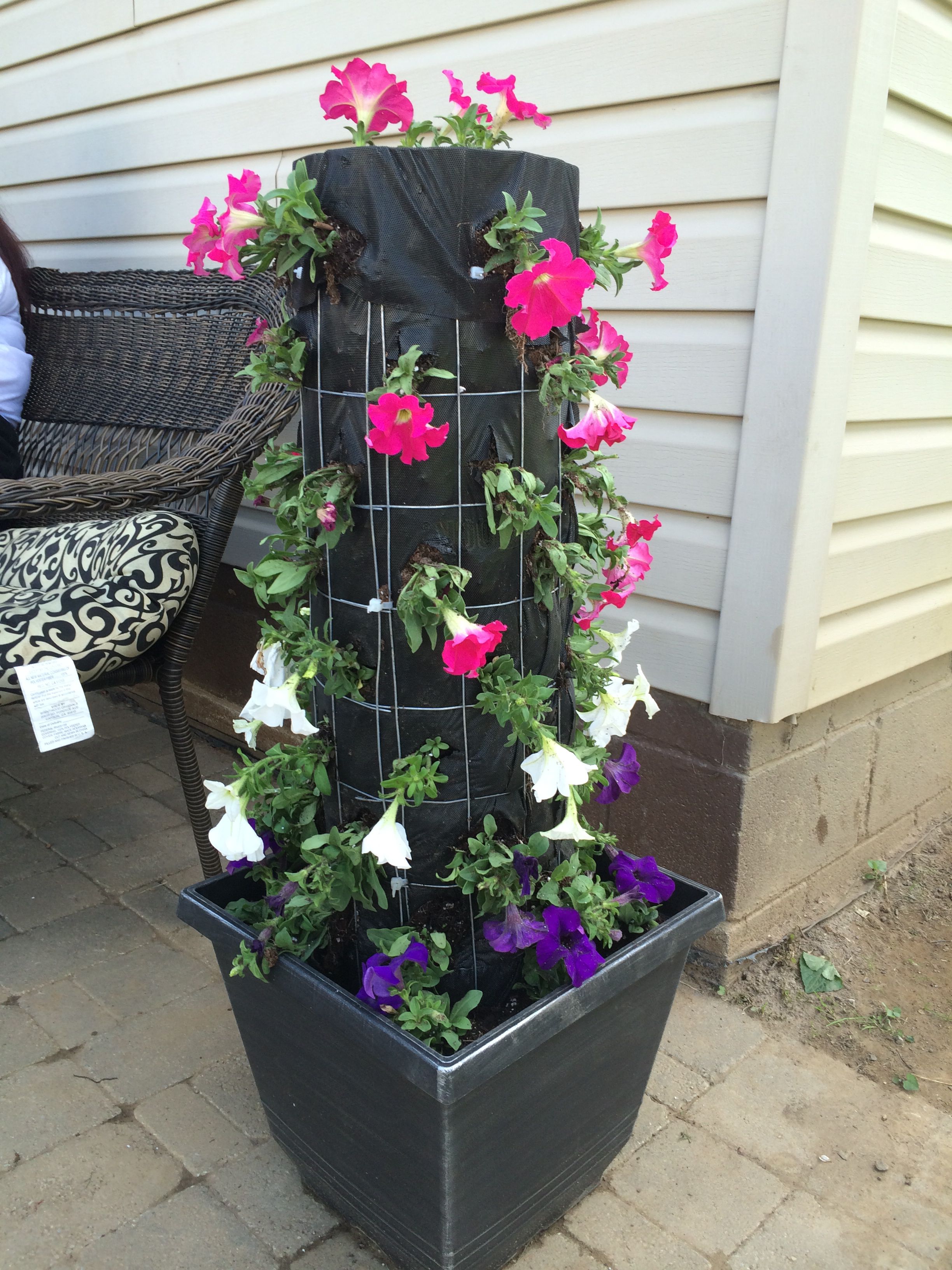 Cool Good Idea Flower Tower