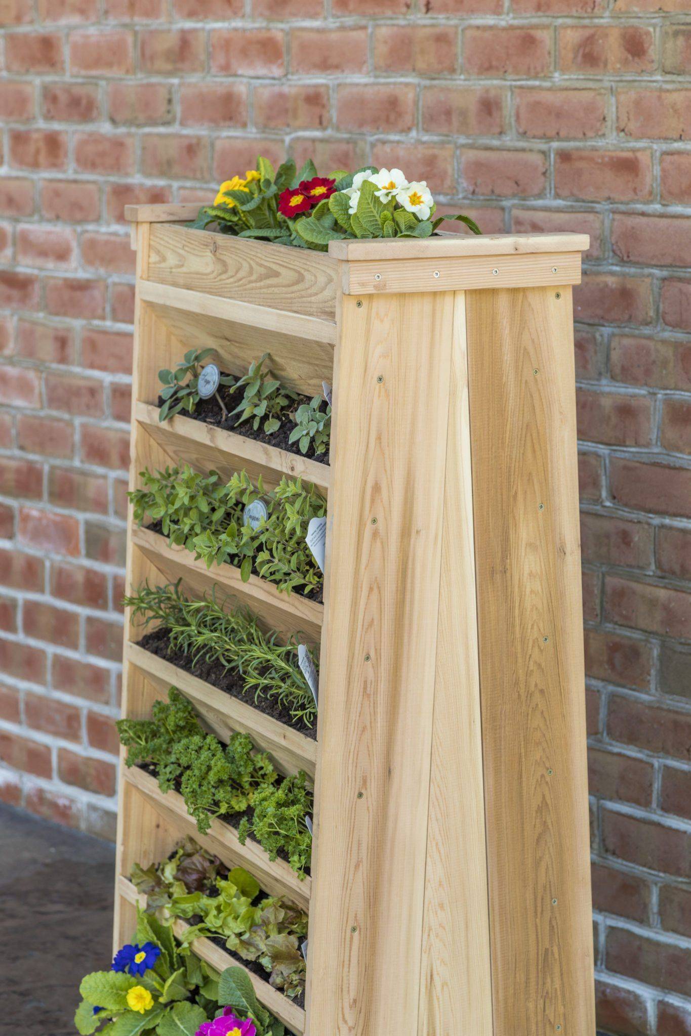Inspiring Vertical Diy Pyramid Garden Planter Ideas Diy Raised