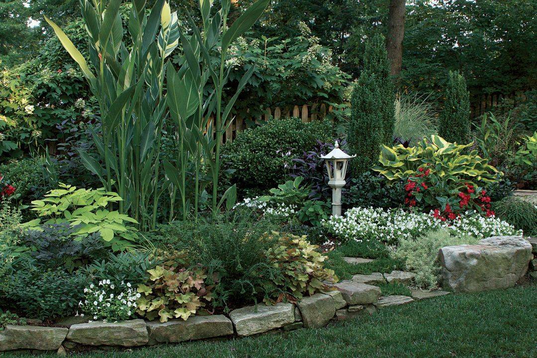 Lovely Dry Creek Bed Rock Garden