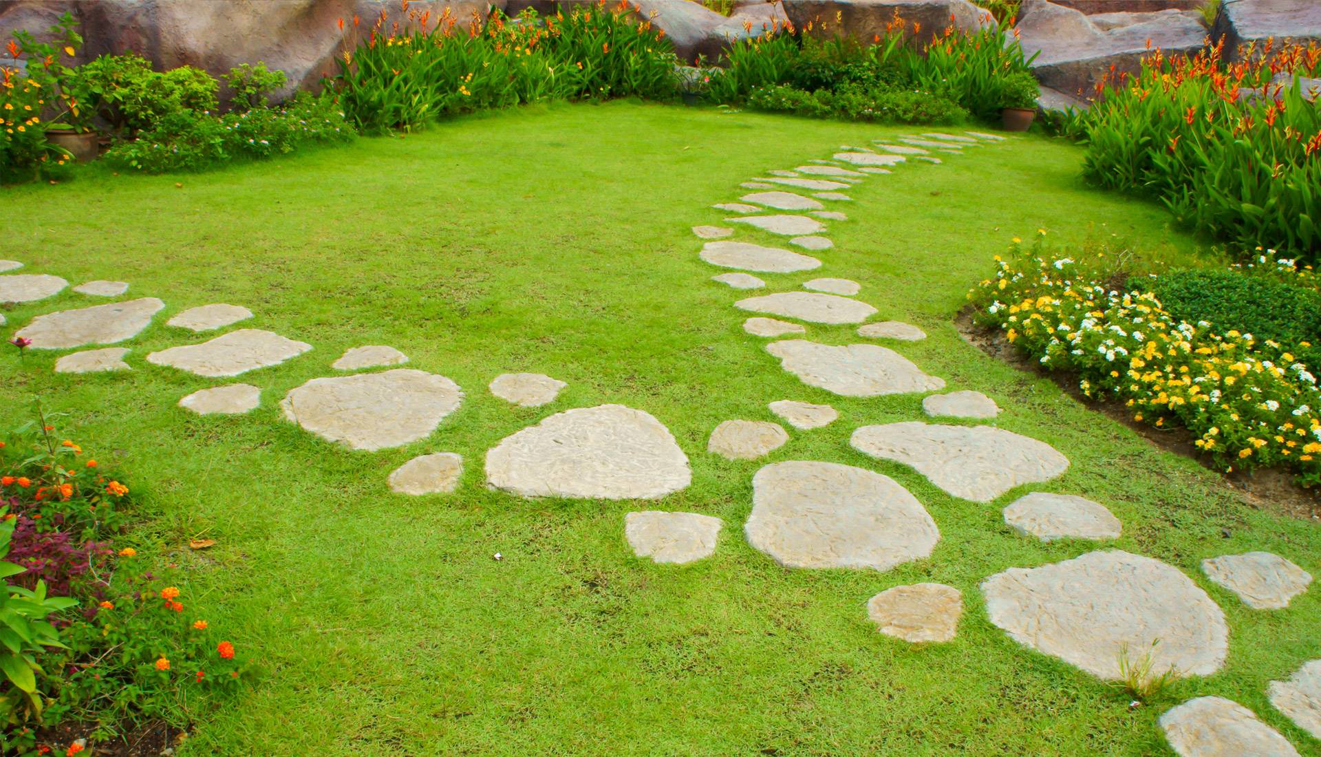Patio Backyard Walkway Stepping Stones Recognizealeadercom