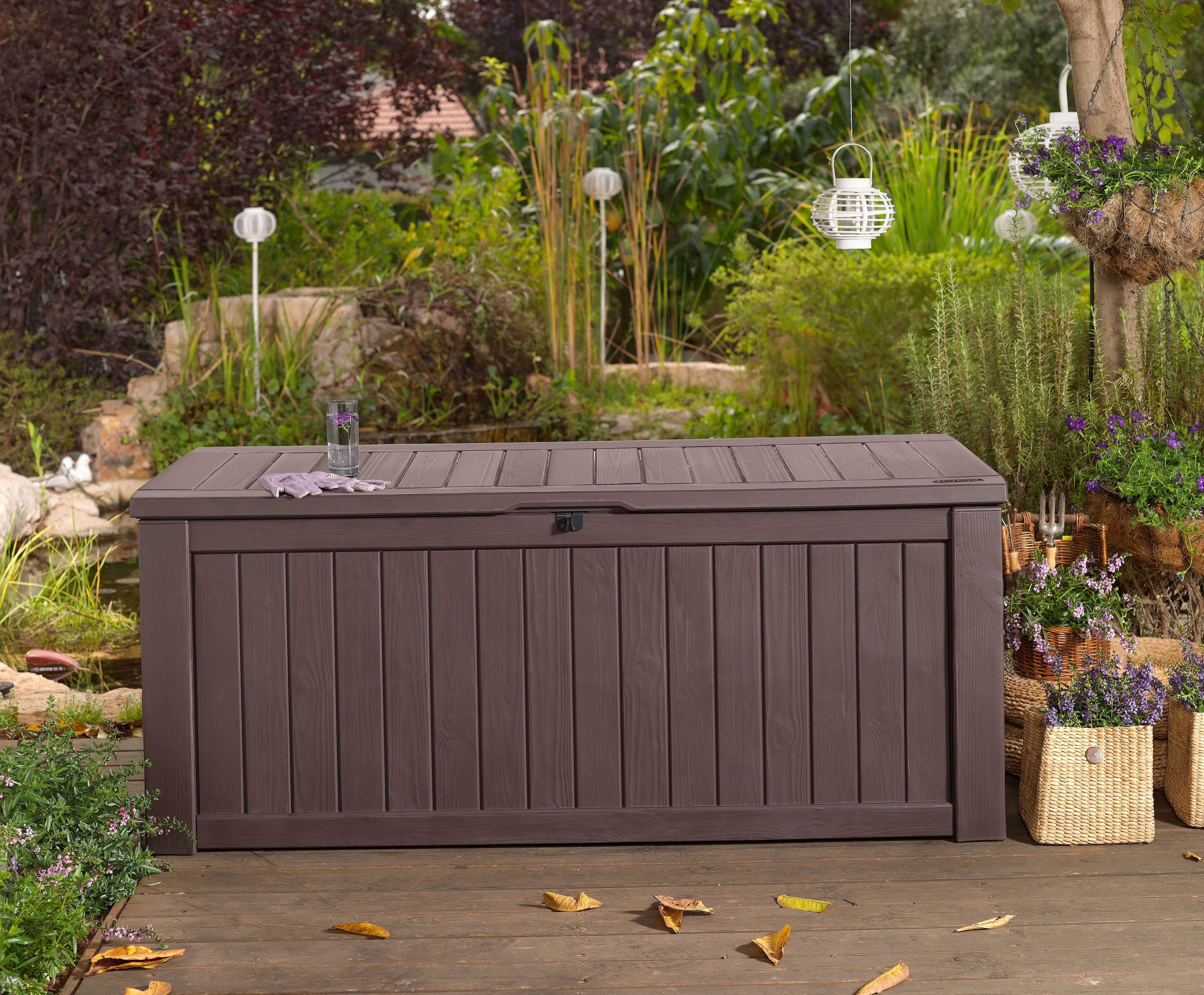A Diy Outdoor Storage Bench