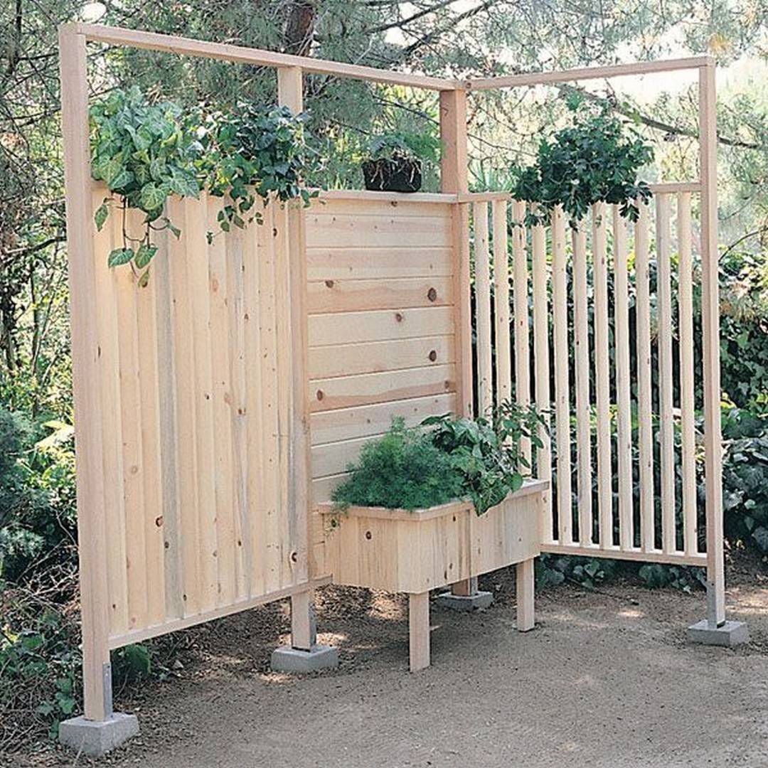 Pretty Privacy Fence Planter Boxes Ideas