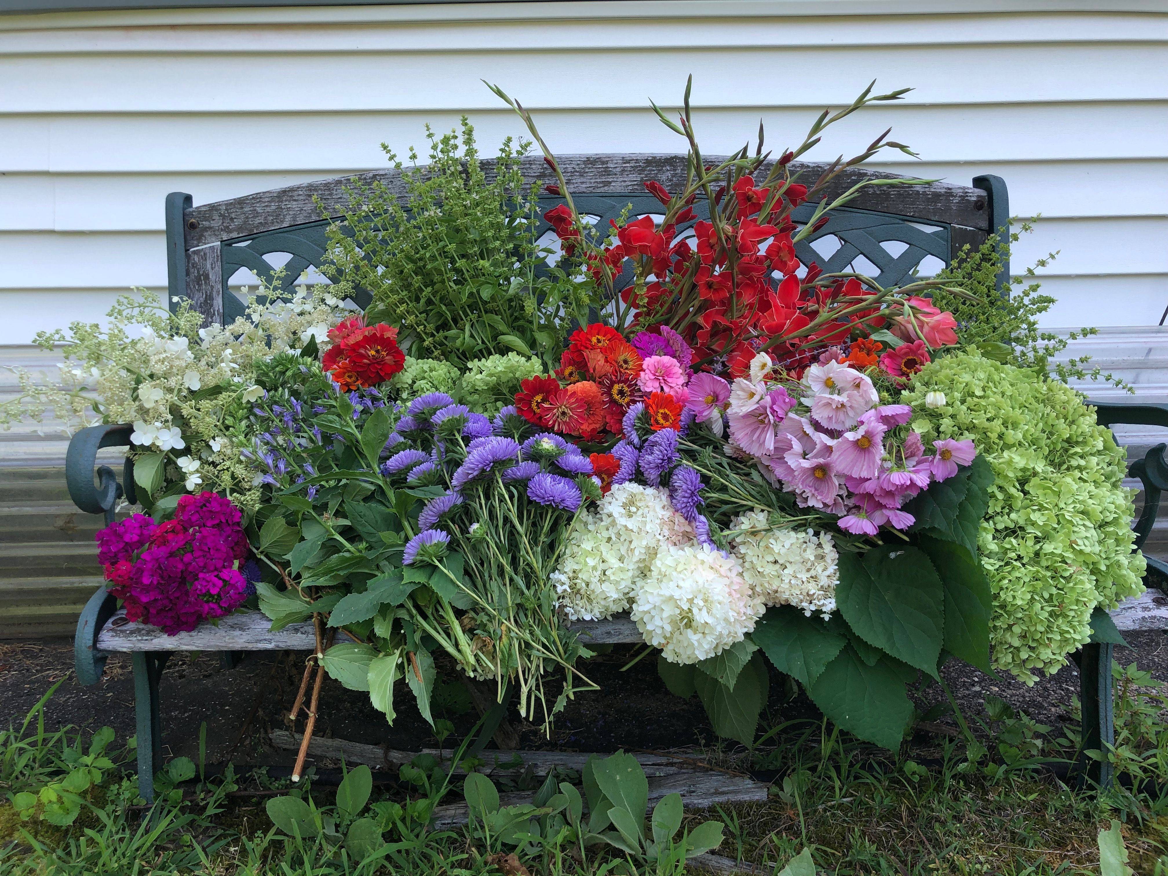 Garden Bench Ideas