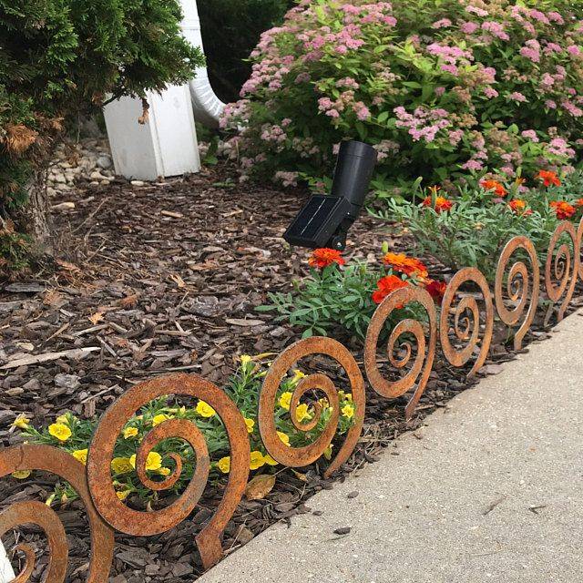 Glass Spiral Garden Stakes