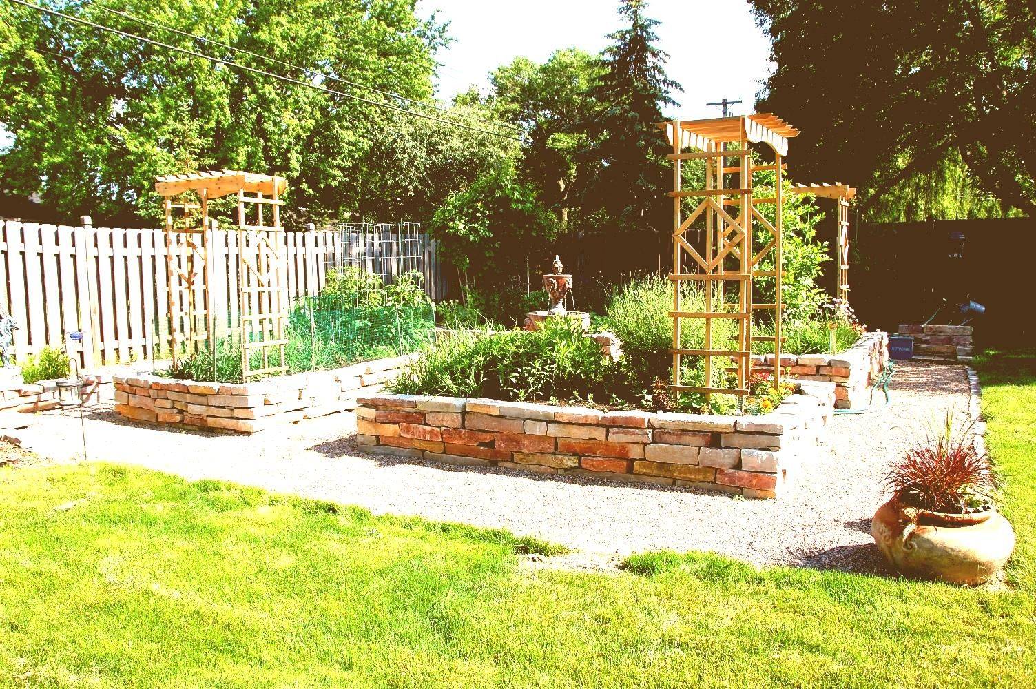 Beautiful Raised Bed Vegetable Gardens