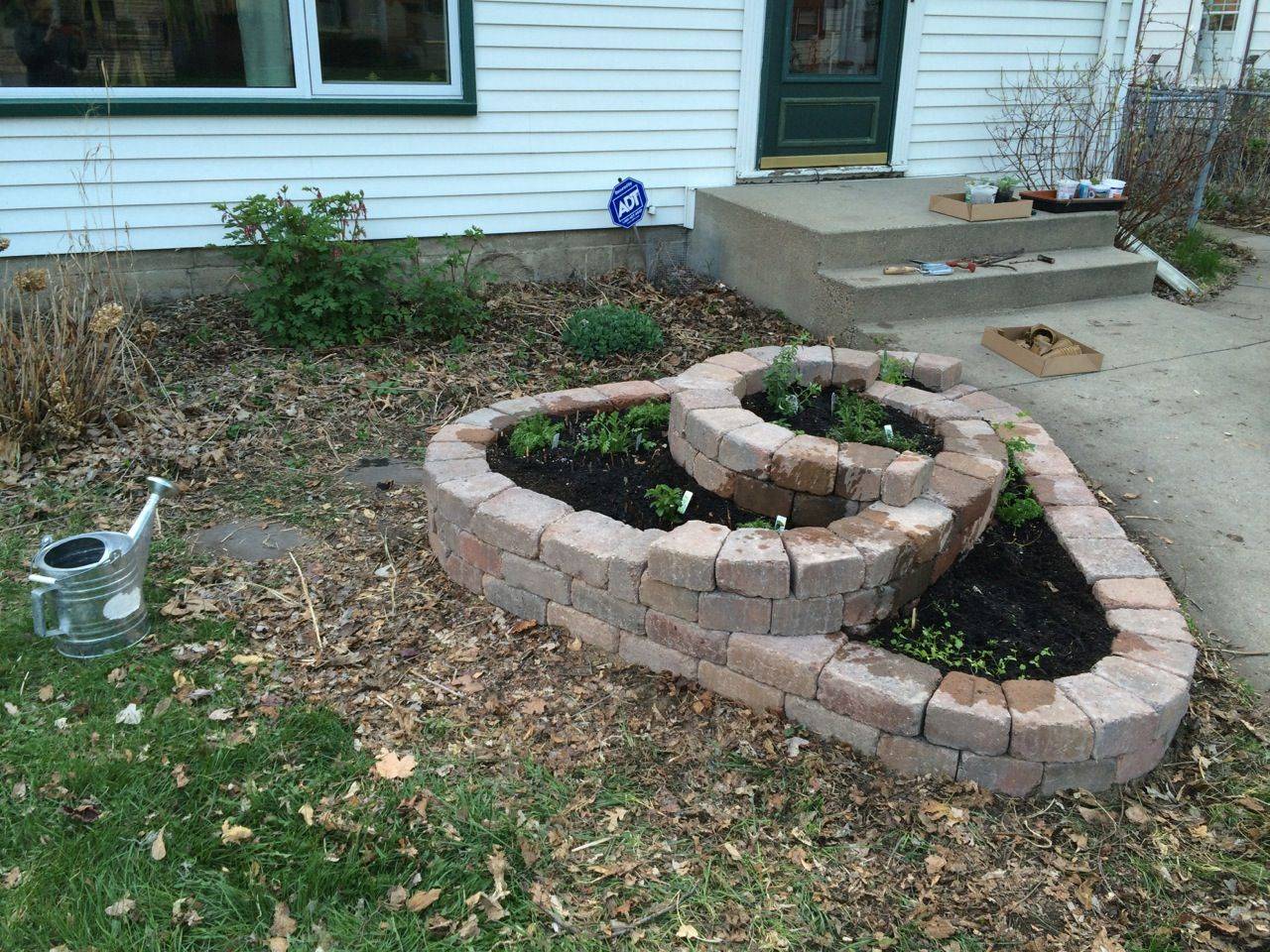 Easy Herb Spiral Garden Design Ideas