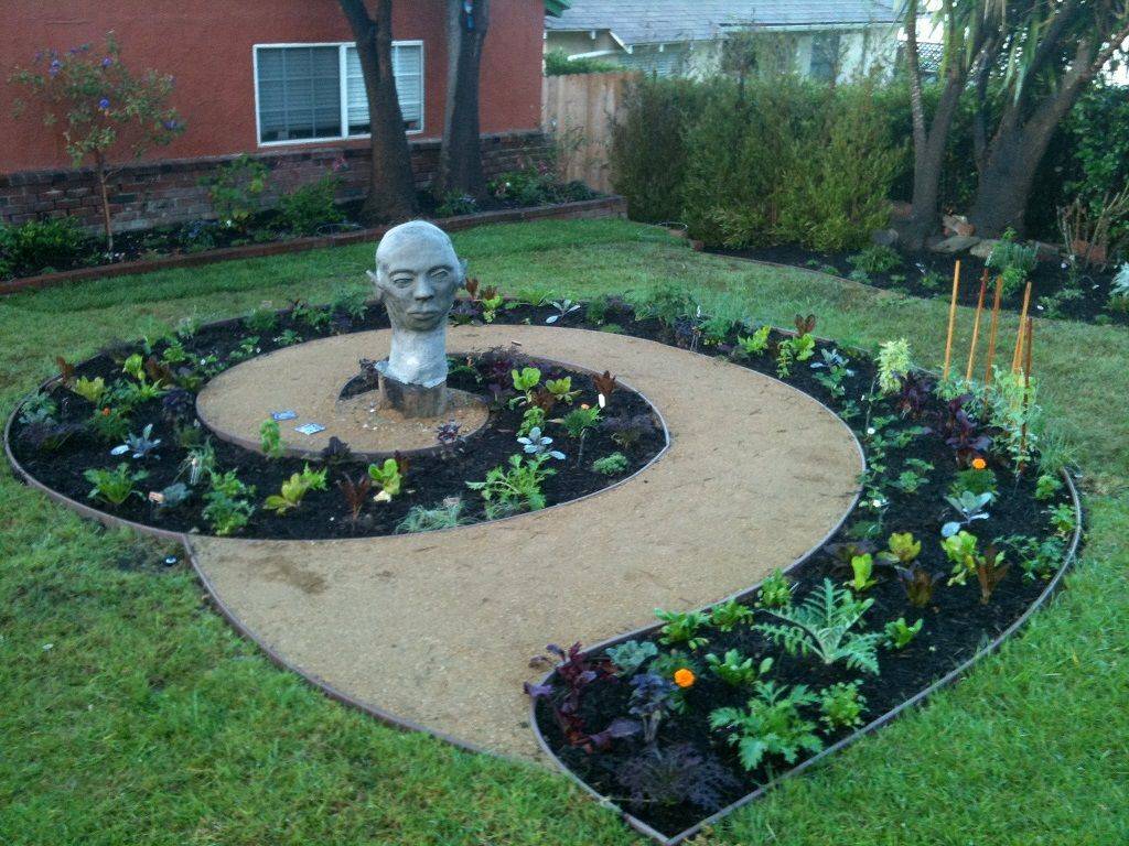 A Spiral Herb Garden Spiral Garden Design