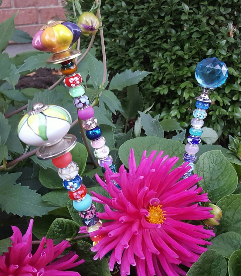 Colorful Spiral Plant Stakes