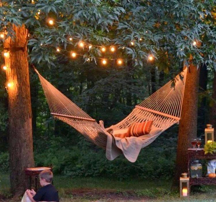 Lazy Day Backyard Hammock Ideas