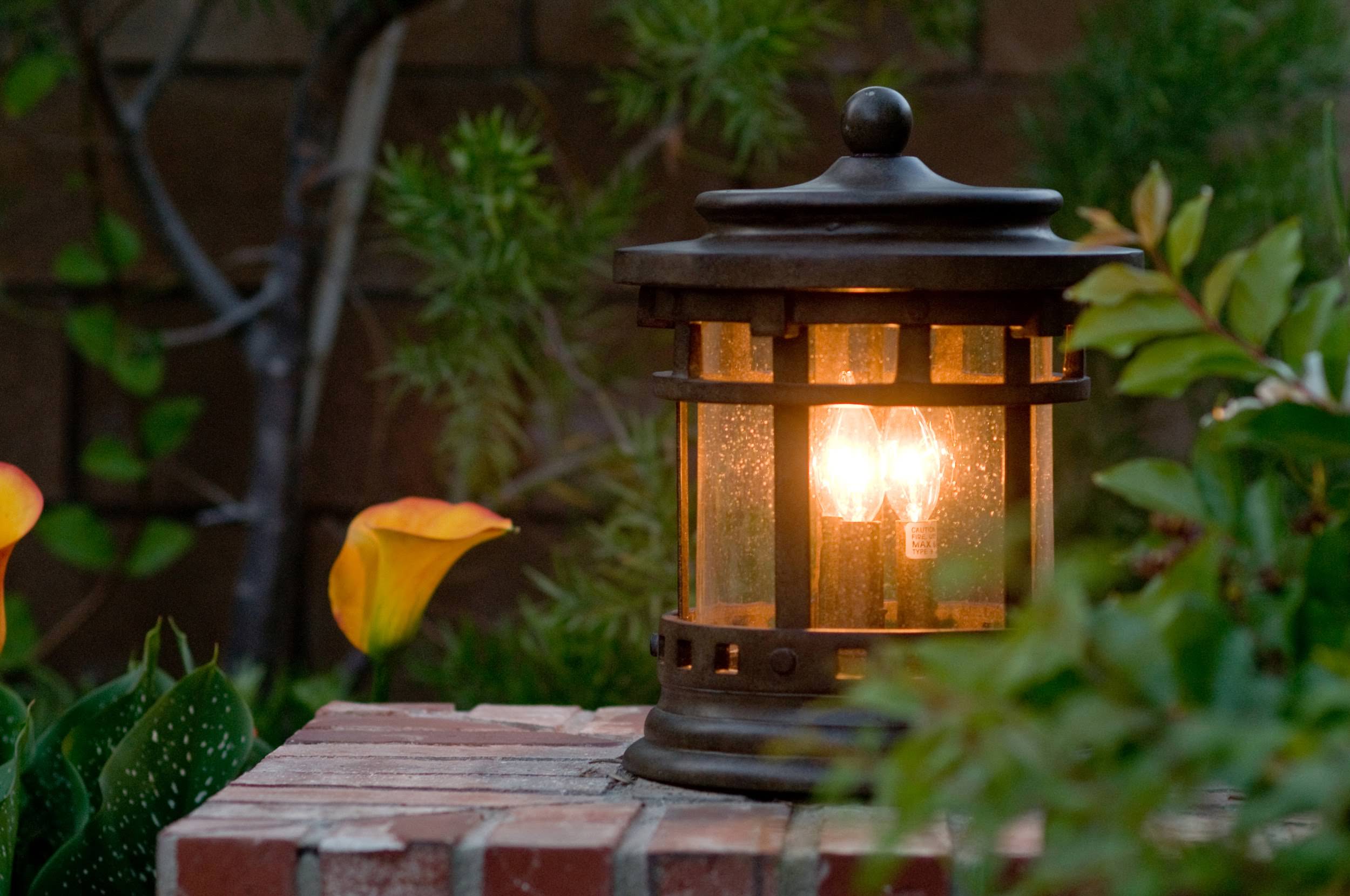Cairns Black Garden Lantern Trio