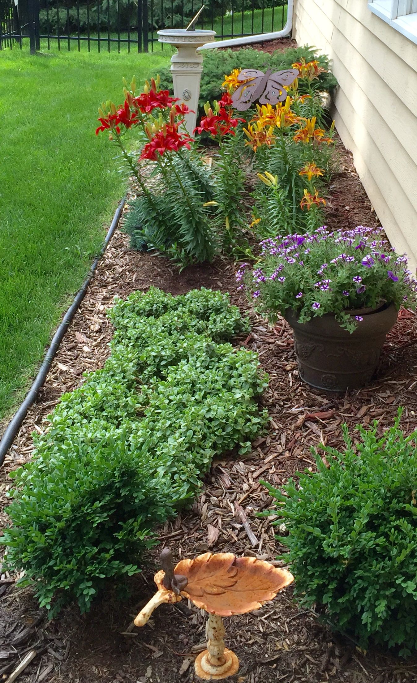 Beautiful Perennial Garden Makeover Garden Makeover