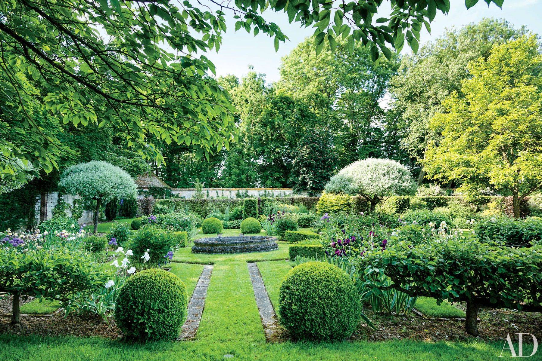Terrific French Country Garden Design