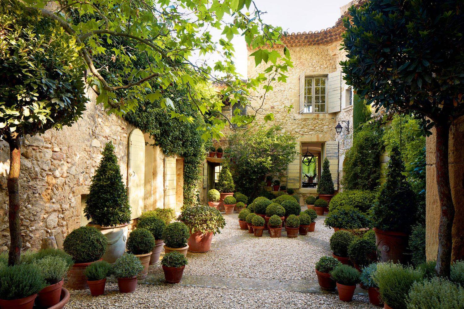 Gorgeous French Garden Design Ideas