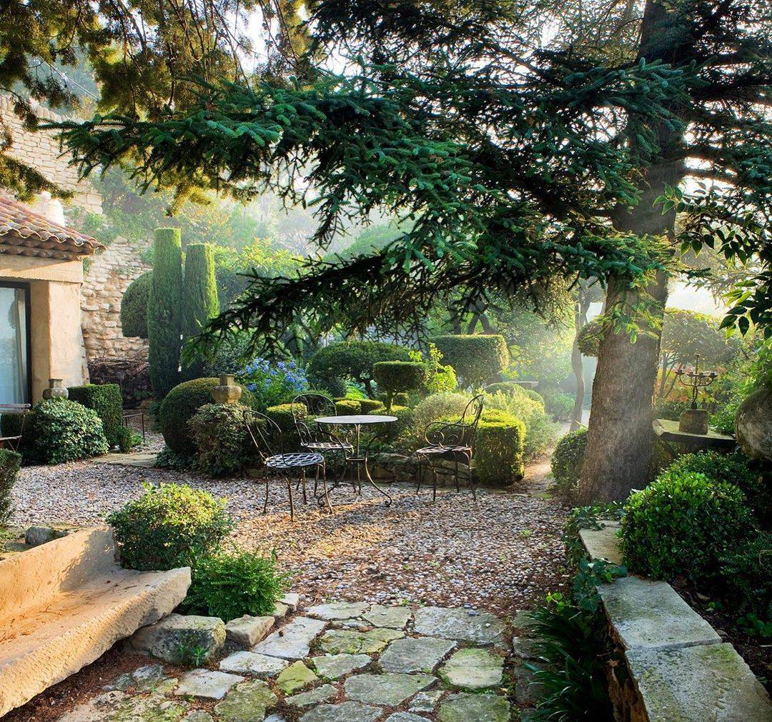 A Garden Mediterranean Garden Design