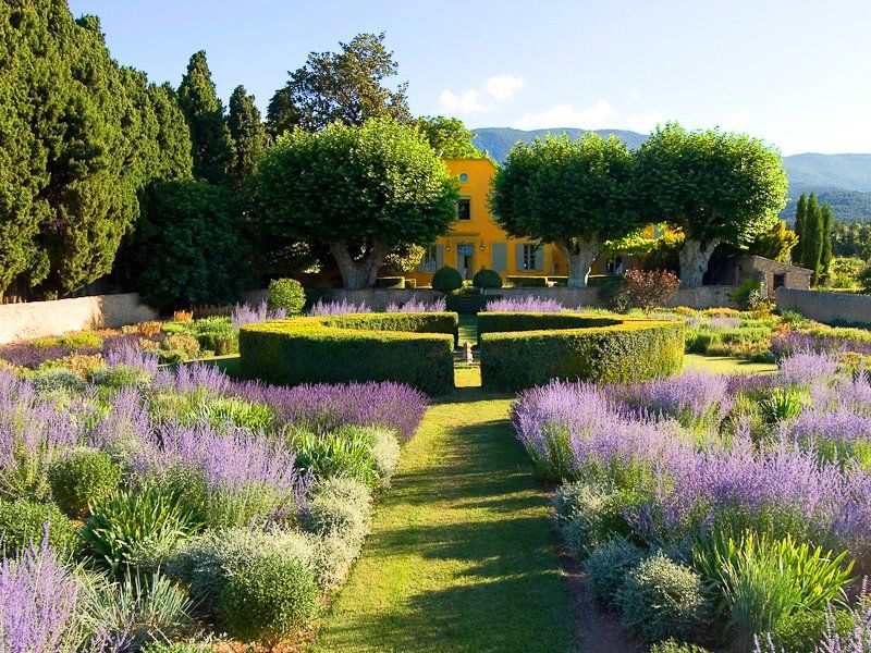 Modern Mediterranean Garden Landscaping Ideas