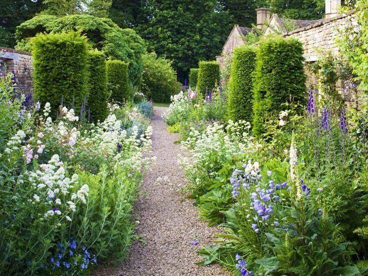 Beautiful French Cottage Garden Design Ideas